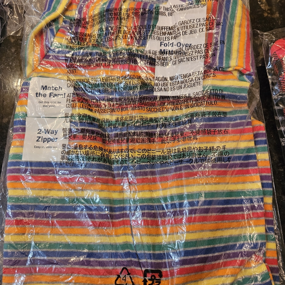 Old Navy Multicolor Striped Kids Footie